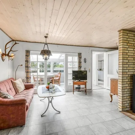 Dom wakacyjny Jonnhild - 700m From The Sea By Interhome *